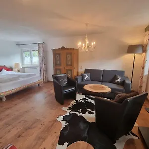 https://gstehaus-angela.com-bavaria.com