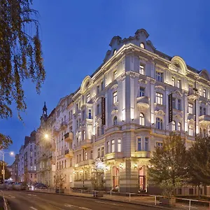 Mamaison Riverside 5* Prague